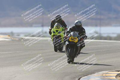 media/Dec-08-2024-CVMA (Sun) [[267e5a7075]]/Race 4-Amateur Supersport Middleweight/